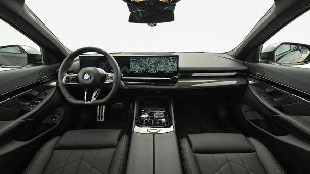 BMW 520d xDrive 145 kW image number 7