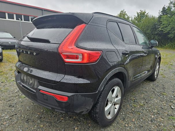 Volvo XC40 110 kW image number 4