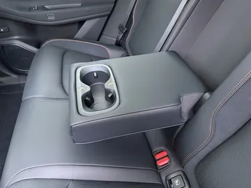 Car image 41