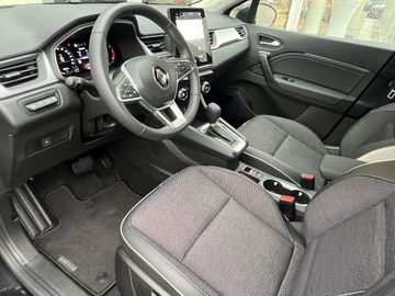 Car image 10