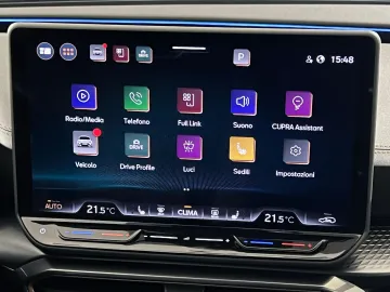 Car image 29