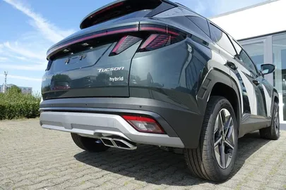 Car image 47