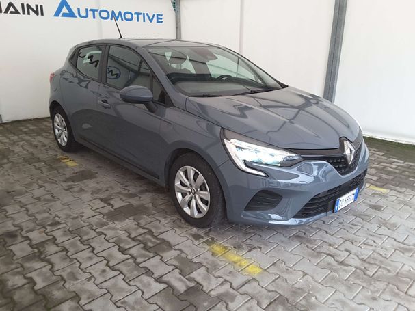 Renault Clio TCe 100 74 kW image number 2