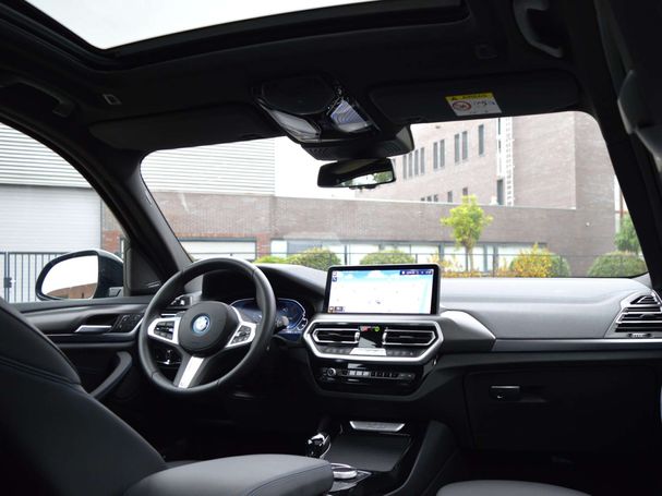 BMW X3 xDrive30e 215 kW image number 7