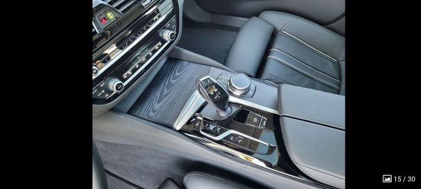 BMW 530i Touring 185 kW image number 28