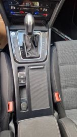 Car image 37