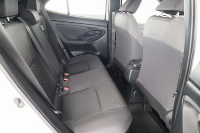 Car image 31