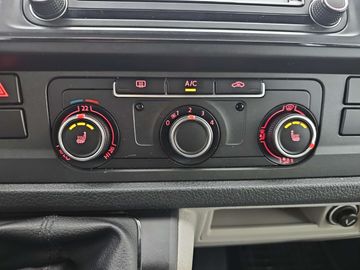 Car image 37