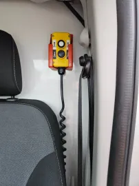 Car image 36