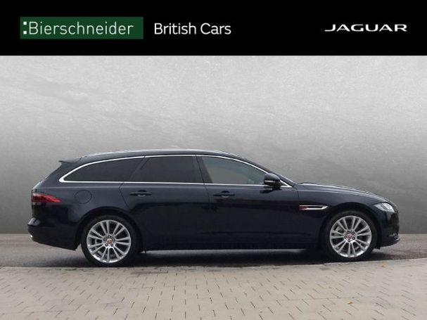 Jaguar XF Sportbrake 30t AWD Portfolio 221 kW image number 6