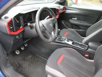 Car image 11