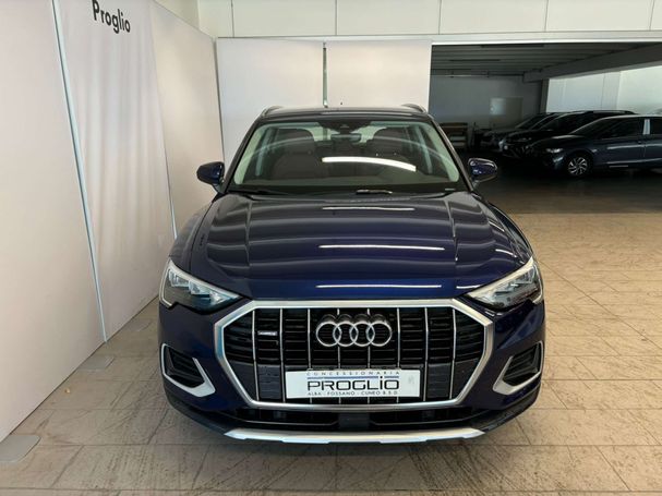 Audi Q3 40 TFSI quattro S tronic Business 140 kW image number 2