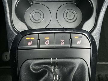 Car image 30