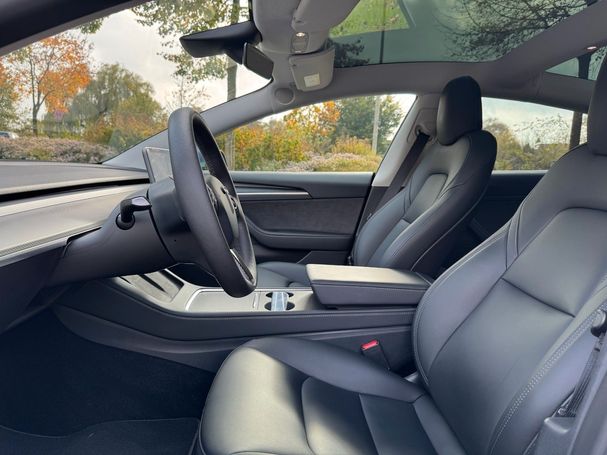 Tesla Model 3 Standard Range 239 kW image number 8