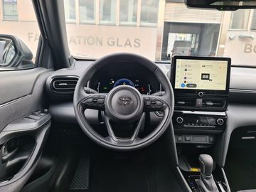 Car image 10