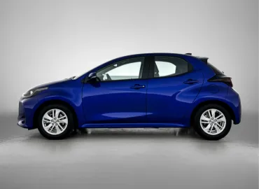 Car image 3