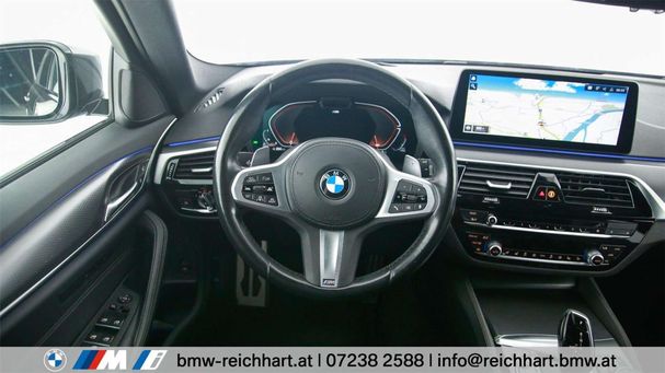 BMW 530d Touring xDrive 210 kW image number 7