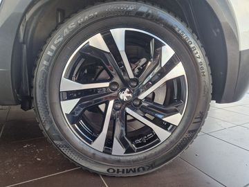 Car image 24