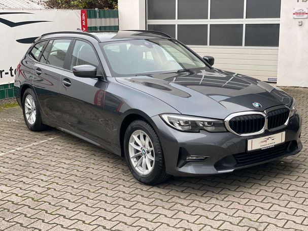 BMW 320d Touring 140 kW image number 3