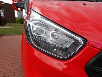 Car image 27