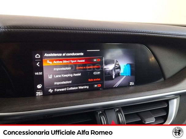 Alfa Romeo Stelvio 2.2 Q4 154 kW image number 16