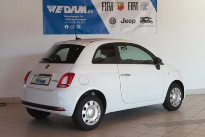 Car image 3