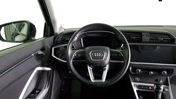 Audi Q3 35 TDI S tronic Business 110 kW image number 7