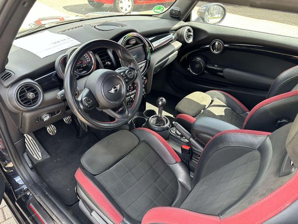 Mini John Cooper Works Cabrio 170 kW image number 5