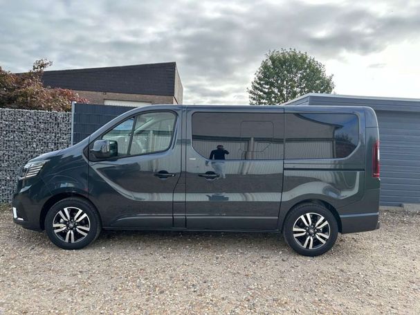 Renault Trafic Blue dCi 150 Spaceclass 110 kW image number 3