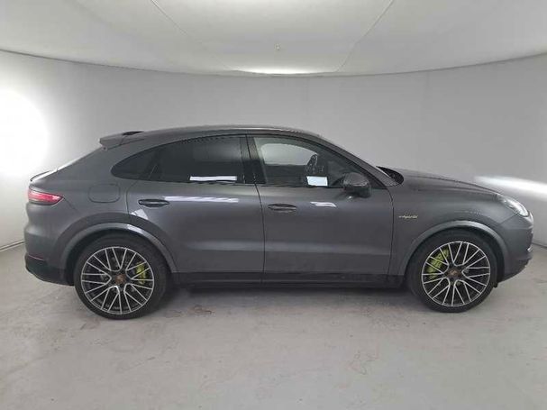 Porsche Cayenne Coupe E-Hybrid 250 kW image number 3