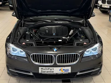 Car image 36