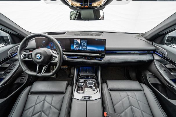 BMW 520d xDrive 145 kW image number 22