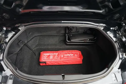 Car image 29