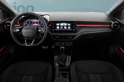 Car image 5