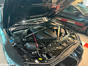 Car image 36