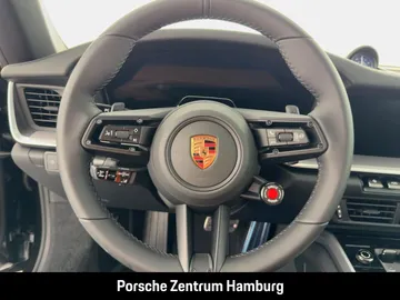 Car image 32