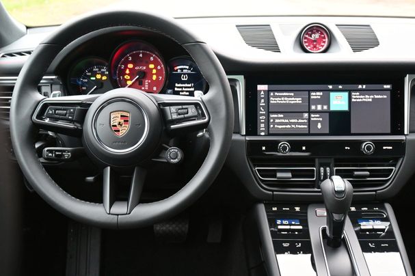 Porsche Macan GTS 324 kW image number 11