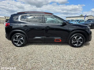 Car image 29