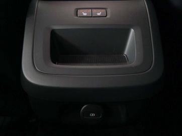 Car image 41