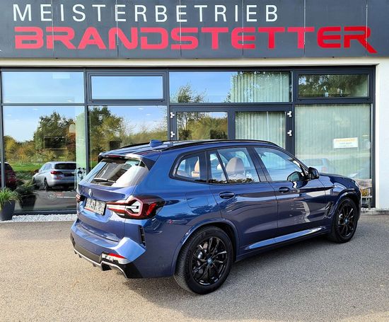 BMW iX3 M Sport 210 kW image number 3