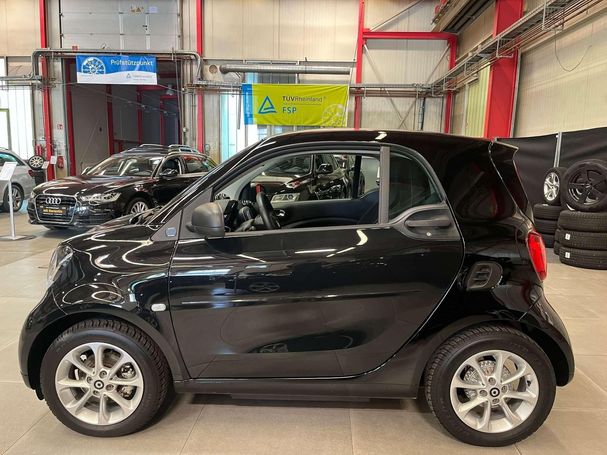 Smart ForTwo coupe EQ 60 kW image number 2