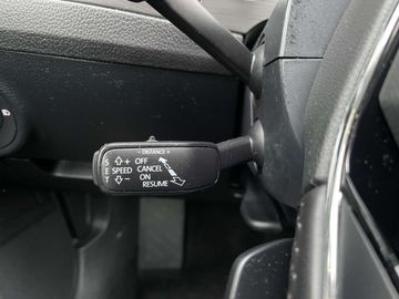 Car image 35