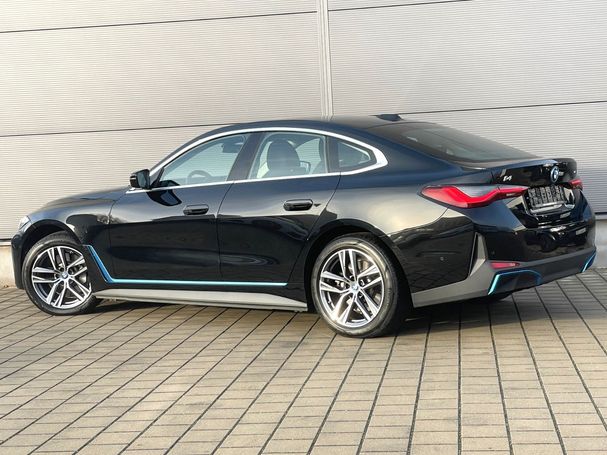 BMW i4 210 kW image number 12