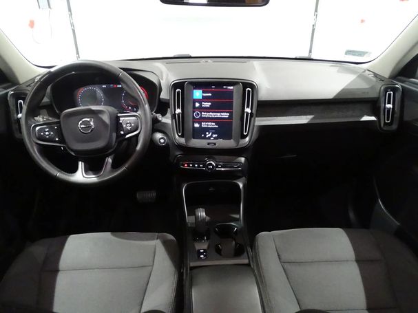 Volvo XC40 T3 120 kW image number 11