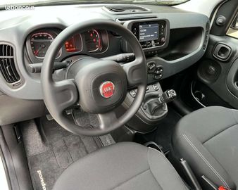 Car image 13