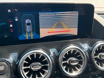 Car image 27