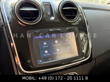 Car image 34