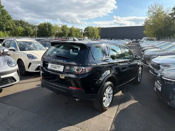Car image 31