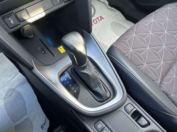 Car image 15