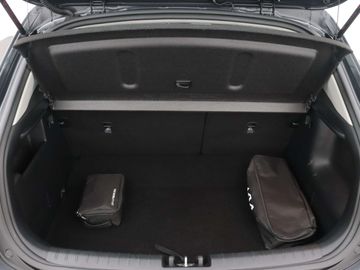 Car image 36